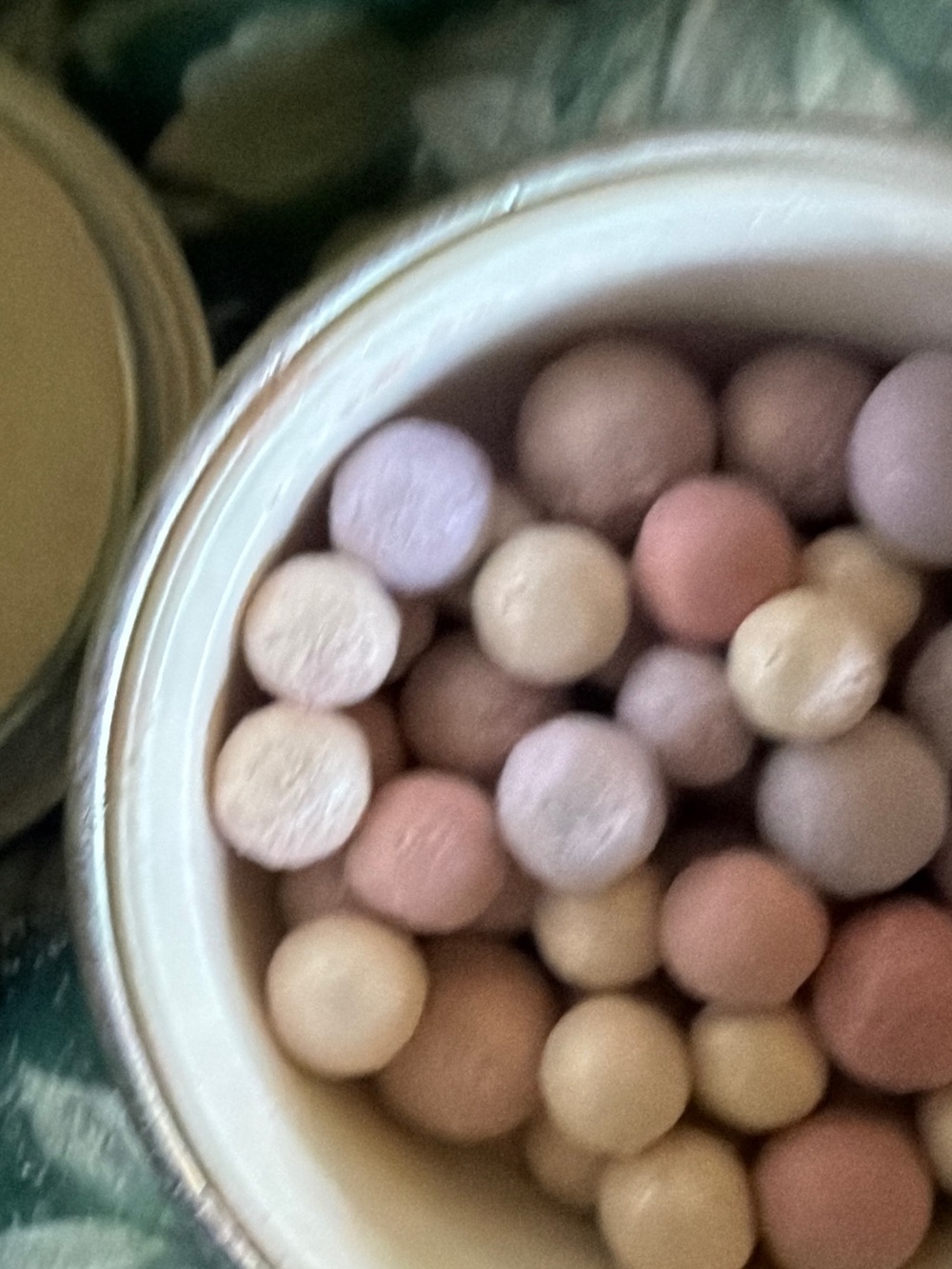 GUERLAIN Météorites Powder Pearls in Pink and Gold Compact color Pearl new - Picture 5 of 11